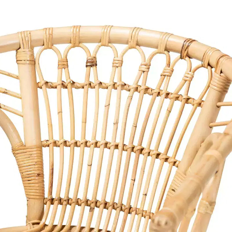 Sedia da pranzo in rattan, naturale/marrone, braccioli inclinati, base a croce, completamente assemblata