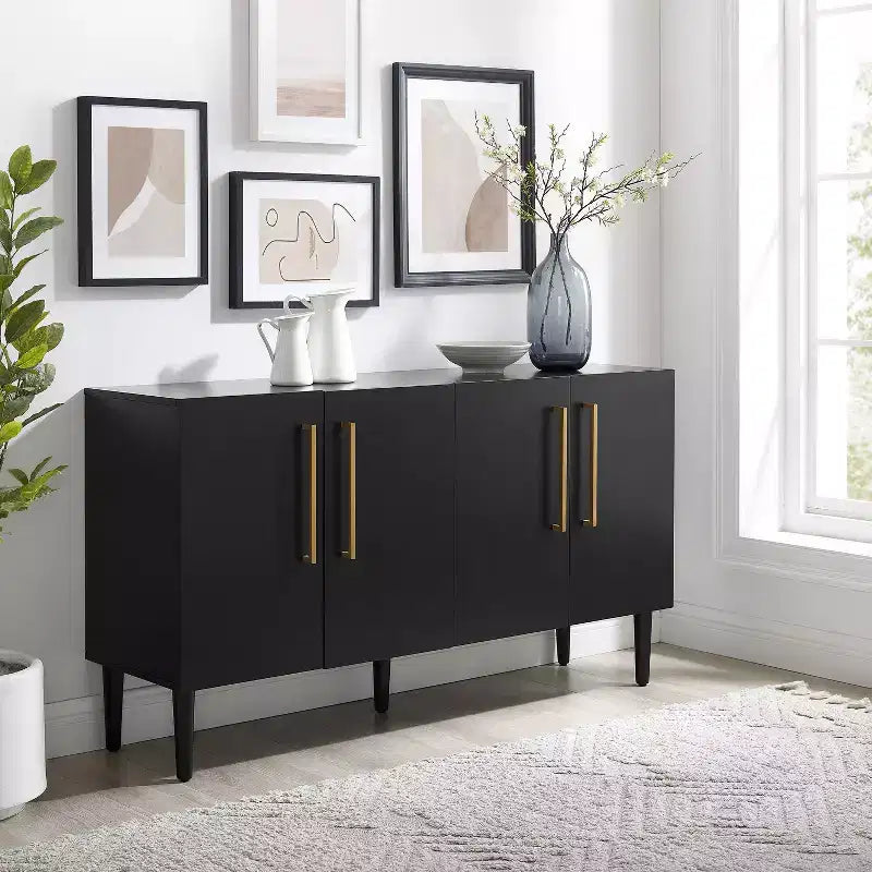 Credenza Mid-Century Modern, 58" di larghezza, 4 ante, ripiani regolabili, ferramenta in ottone spazzolato