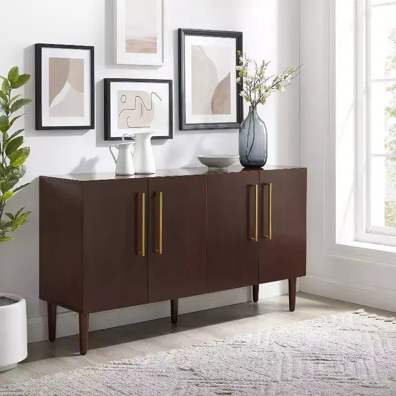Credenza Mid-Century Modern, 58" di larghezza, 4 ante, ripiani regolabili, ferramenta in ottone spazzolato