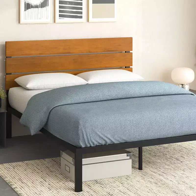 Telaio letto a piattaforma in metallo con testiera in bambù naturale, supporto centrale rinforzato, nessun bisogno di rete a molle